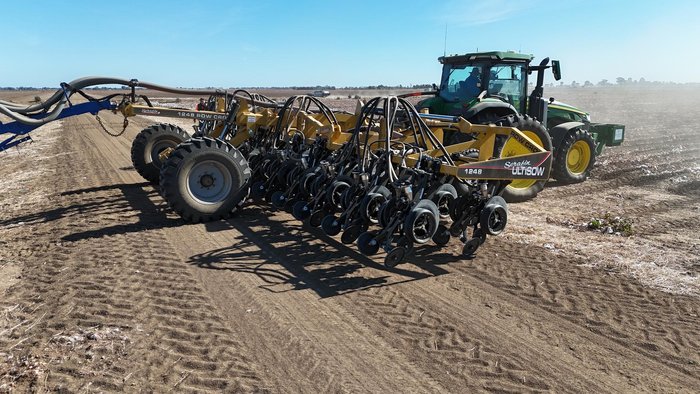 0 SERAFIN ULTISOW STPL ROW CROP SINGLE DISC SEEDER YELLOW