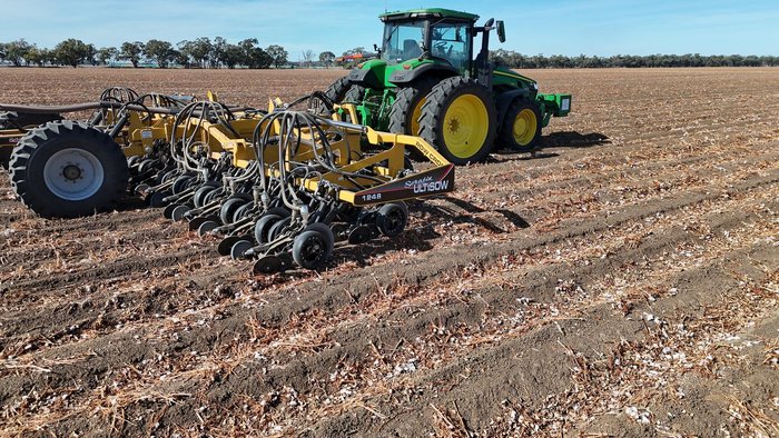 0 SERAFIN ULTISOW STPL ROW CROP SINGLE DISC SEEDER YELLOW