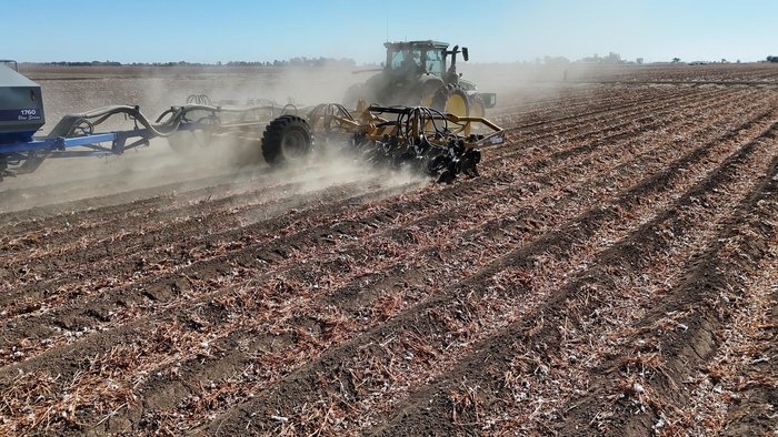 0 SERAFIN ULTISOW STPL ROW CROP SINGLE DISC SEEDER YELLOW