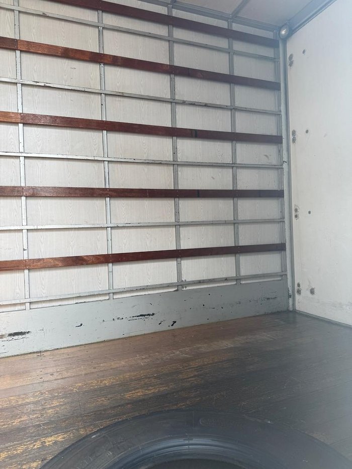 2022 mitsuishi Fuso 12/27 12/14/27