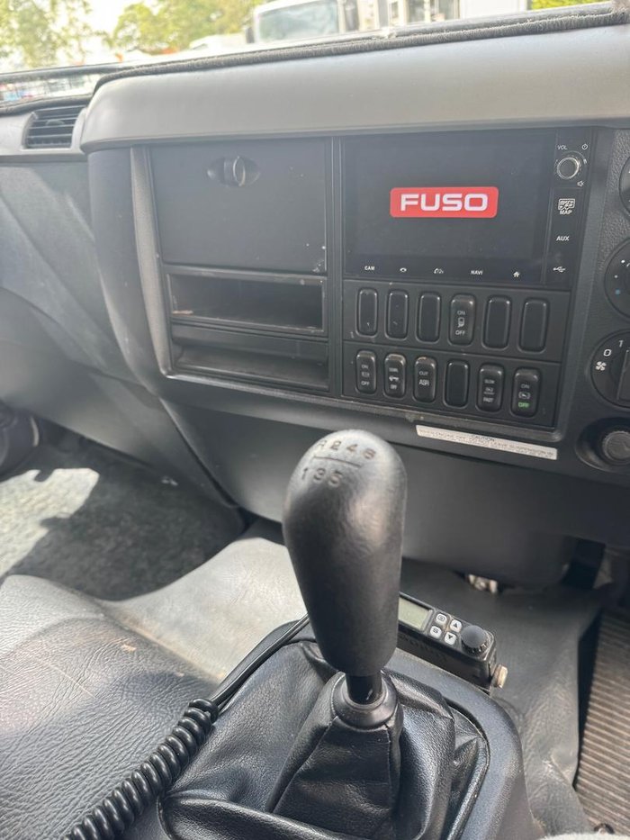 2022 mitsuishi Fuso 12/27 12/14/27