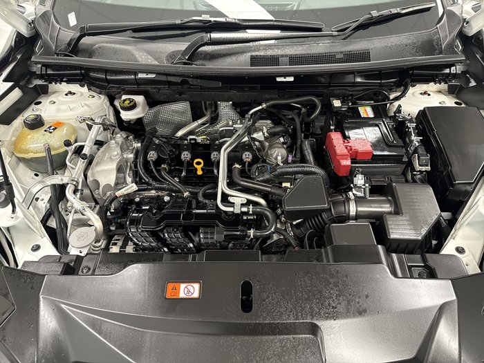 2024 Mitsubishi Outlander ES