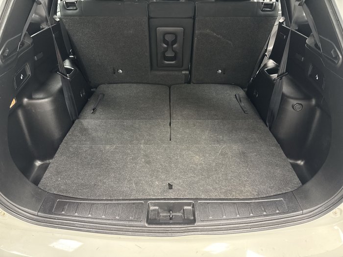 2024 Mitsubishi Outlander ES