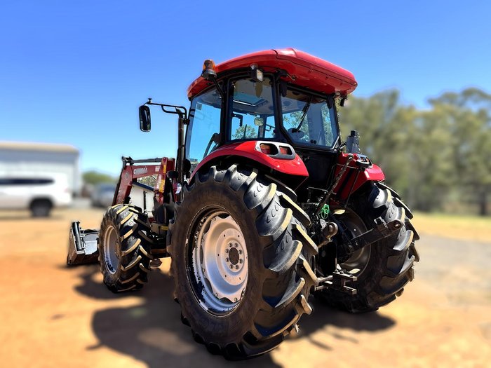 2017 CASE IH Farmall Jx100 Tractor