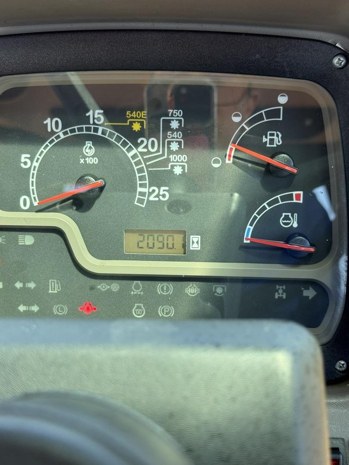 2017 CASE IH Farmall Jx100 Tractor