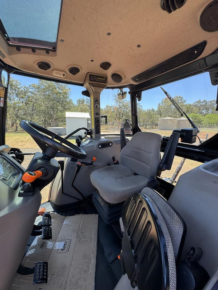 2017 CASE IH Farmall Jx100 Tractor