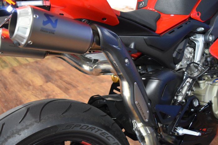 2023 Ducati PANIGALE V4 S Red