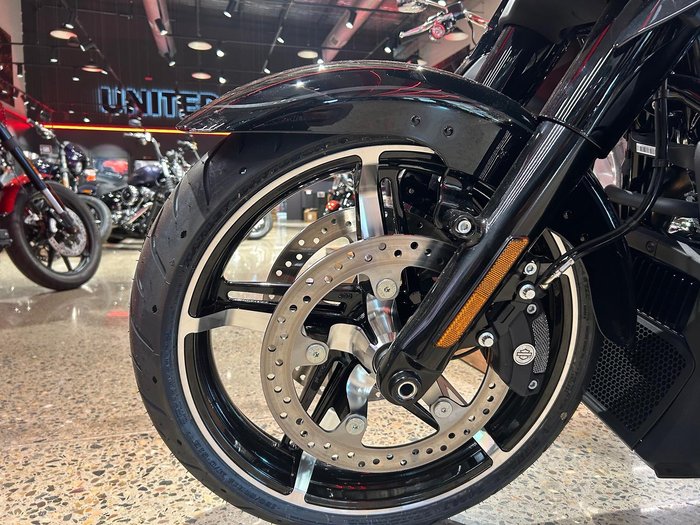 2025 Harley-Davidson Street Glide Ultra 117 (FLHXU) Touring Black