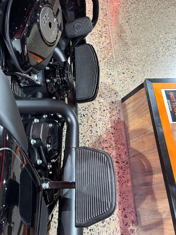 2025 Harley-Davidson Street Glide Ultra 117 (FLHXU) Touring Black