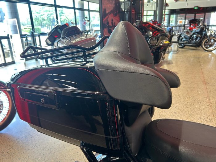 2025 Harley-Davidson Street Glide Ultra 117 (FLHXU) Touring Black