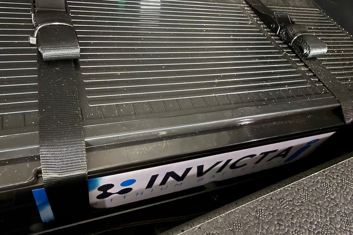 2023 Land Rover Defender 110 D300 SE