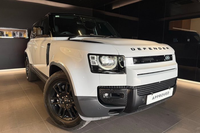 2023 Land Rover Defender 110 D300 SE