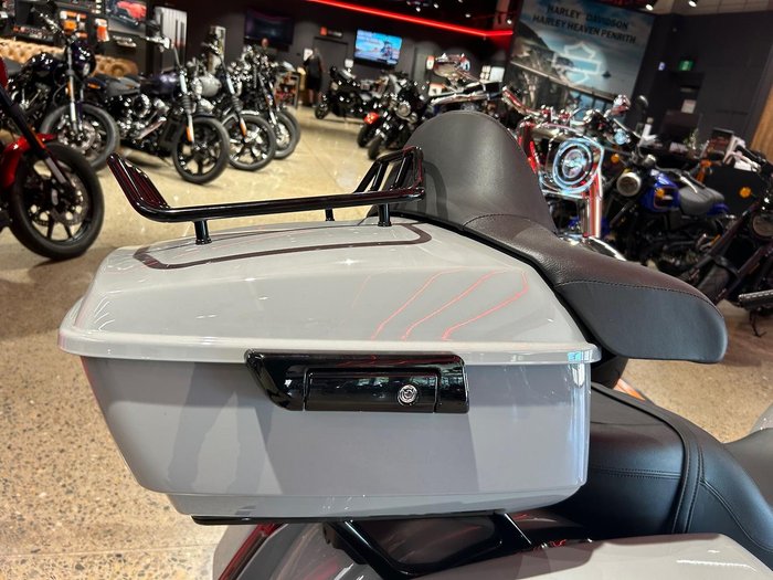 2025 Harley-Davidson Street Glide Ultra 117 (FLHXU) Touring