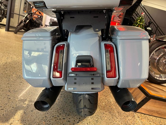 2025 Harley-Davidson Street Glide Ultra 117 (FLHXU) Touring