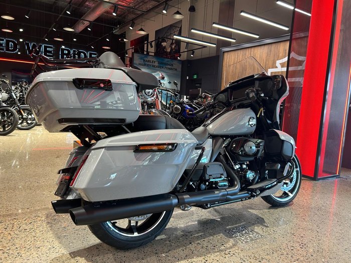 2025 Harley-Davidson Street Glide Ultra 117 (FLHXU) Touring