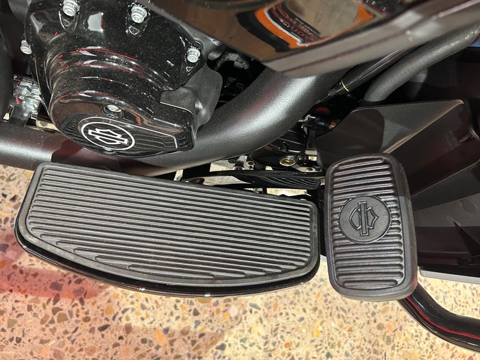 2025 Harley-Davidson Street Glide Ultra 117 (FLHXU) Touring