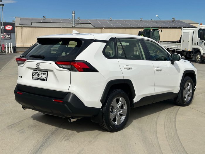 2022 Toyota RAV4 GX