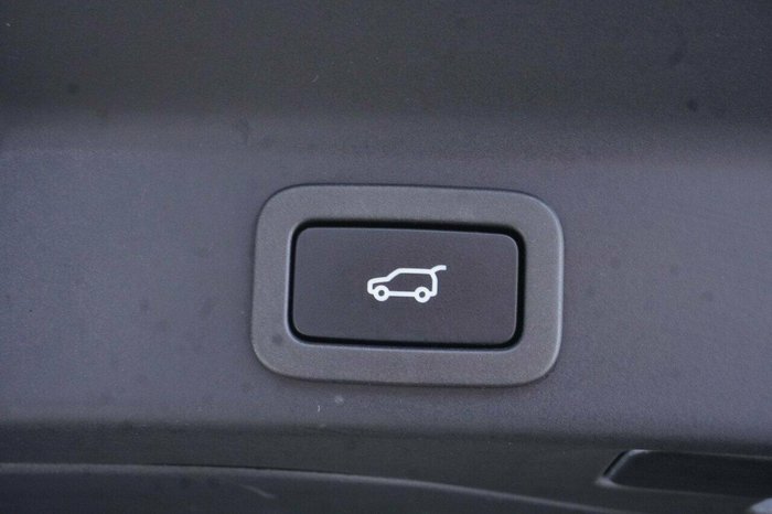 2022 Jaguar F-PACE P250 R-Dynamic SE