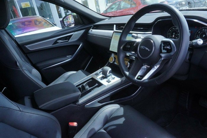 2022 Jaguar F-PACE P250 R-Dynamic SE