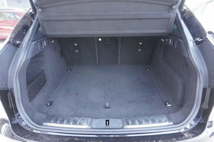 2022 Jaguar F-PACE P250 R-Dynamic SE