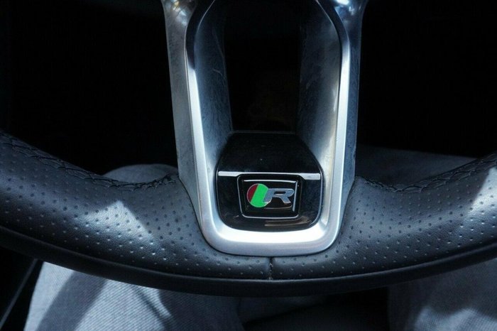 2022 Jaguar F-PACE P250 R-Dynamic SE