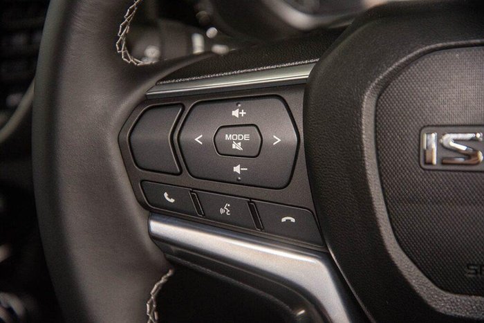 2025 Isuzu D-MAX LS-U