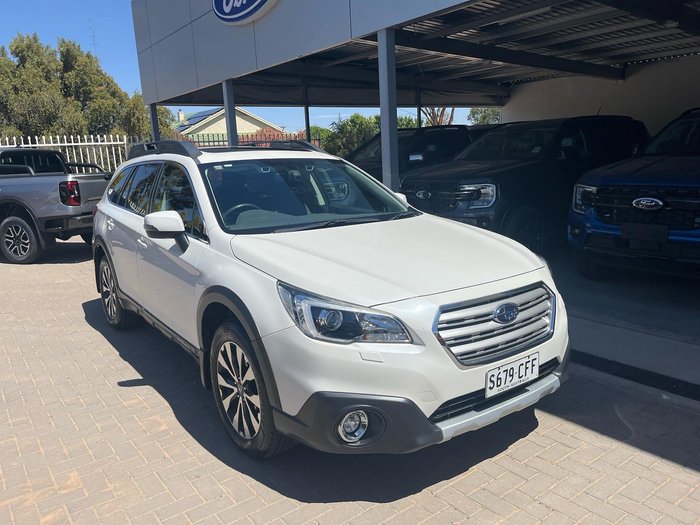 2017 Subaru Outback 2.5i Premium 5GEN MY17 AWD Crystal White
