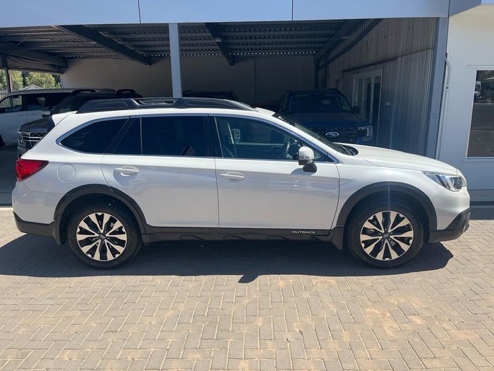2017 Subaru Outback 2.5i Premium 5GEN MY17 AWD Crystal White