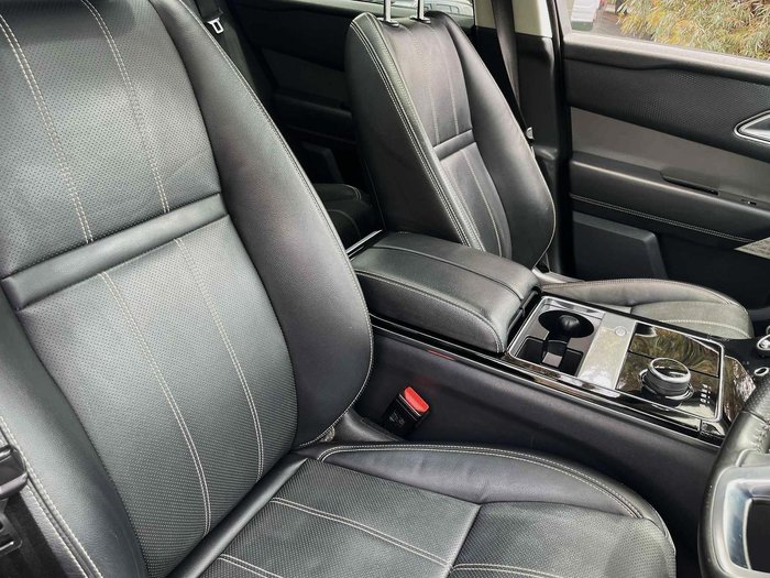 2019 Land Rover Range Rover Velar D240 SE