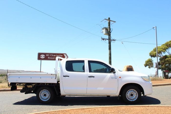 2012 Toyota Hilux SR