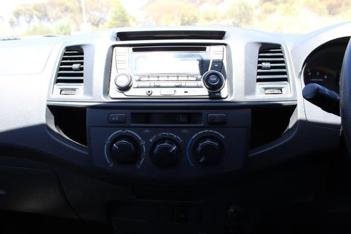 2012 Toyota Hilux SR