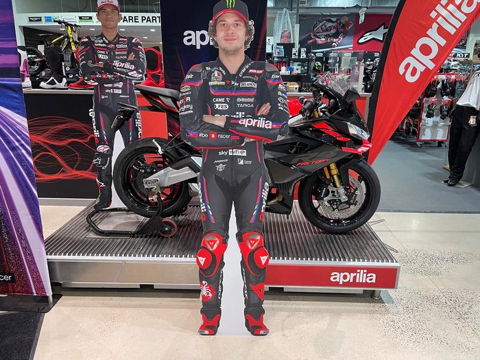 2025 Aprilia RS 660 Factory RS Black