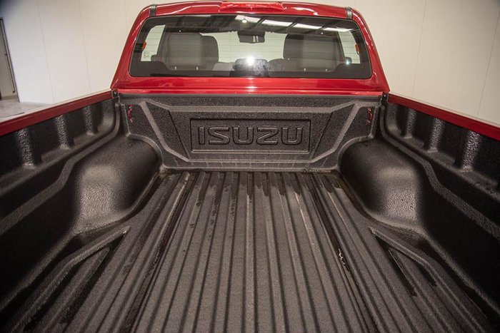 2025 Isuzu D-MAX LS-U+