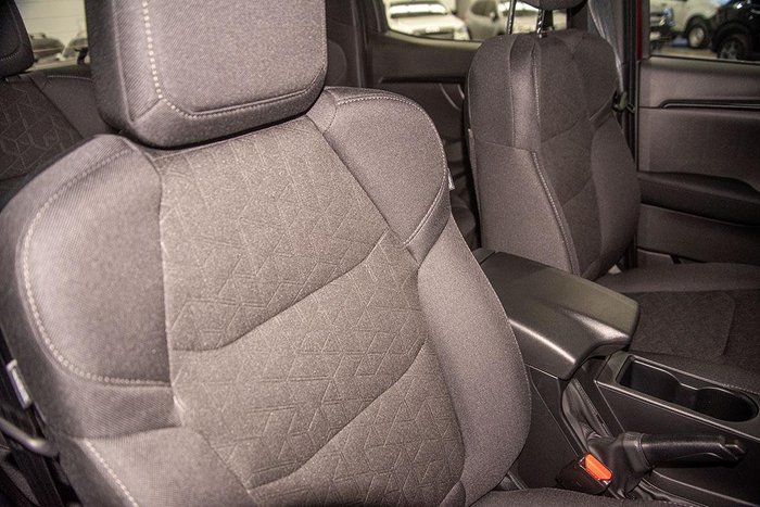 2025 Isuzu D-MAX X-RIDER