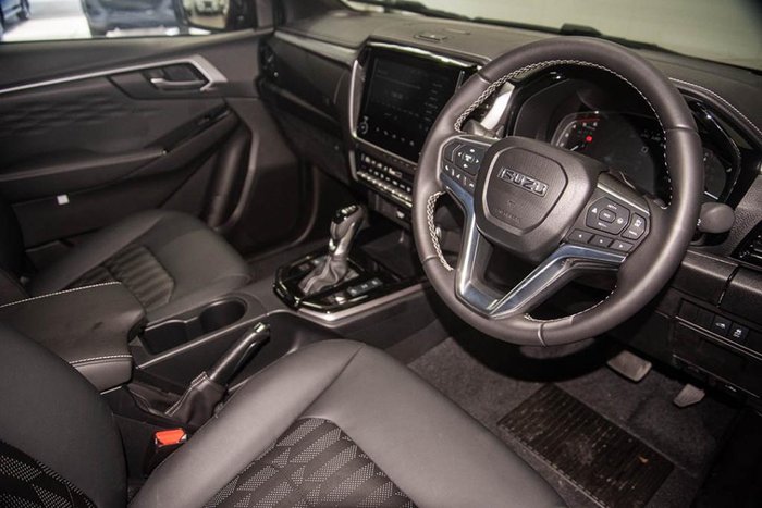 2025 Isuzu D-MAX LS-U+