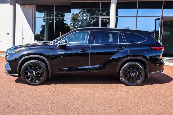 2022 Toyota Kluger Grande