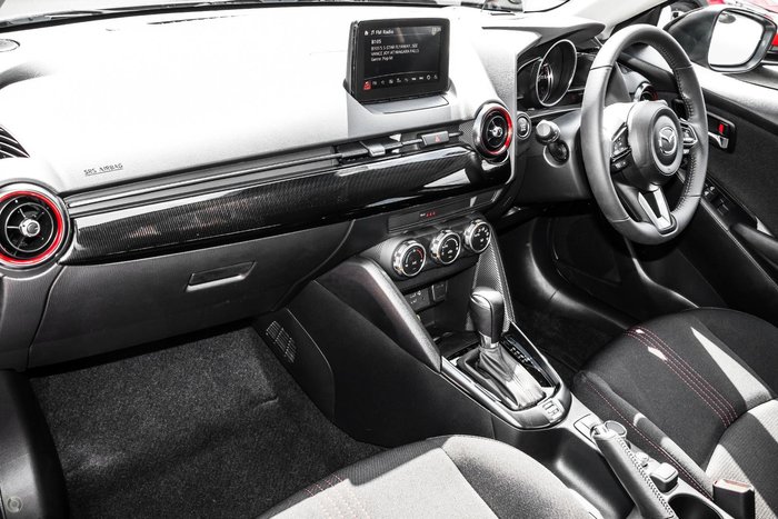 2025 Mazda 2 G15 Evolve