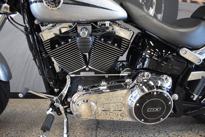 2015 Harley-davidson FXSB SOFTAIL BREAKOUT SILVER