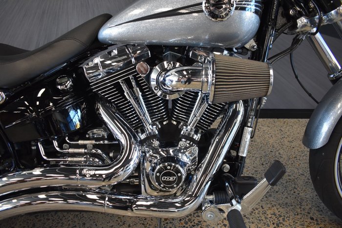 2015 Harley-davidson FXSB SOFTAIL BREAKOUT SILVER