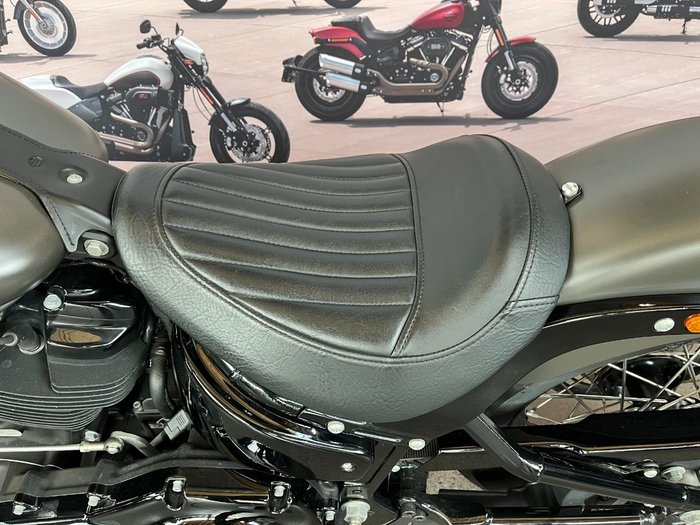 2018 Harley-davidson FLSL SOFTAIL SLIM Industrial Gray Denim