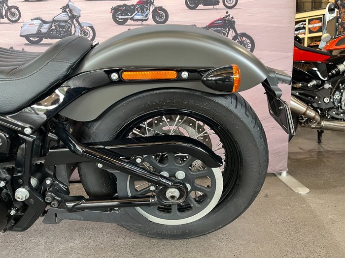 2018 Harley-davidson FLSL SOFTAIL SLIM Industrial Gray Denim