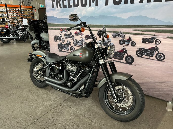 2018 Harley-davidson FLSL SOFTAIL SLIM Industrial Gray Denim