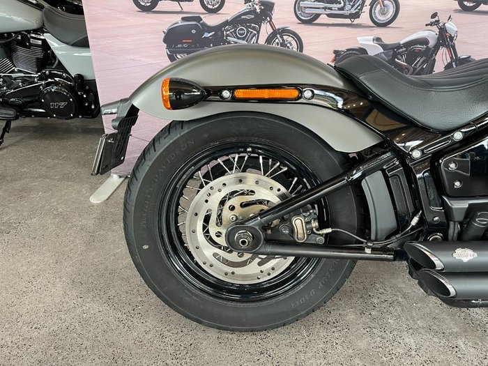 2018 Harley-davidson FLSL SOFTAIL SLIM Industrial Gray Denim