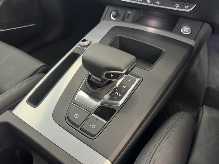 2024 Audi Q5 55 TFSI e S line FY MY24 4X4 On Demand Mythos Black