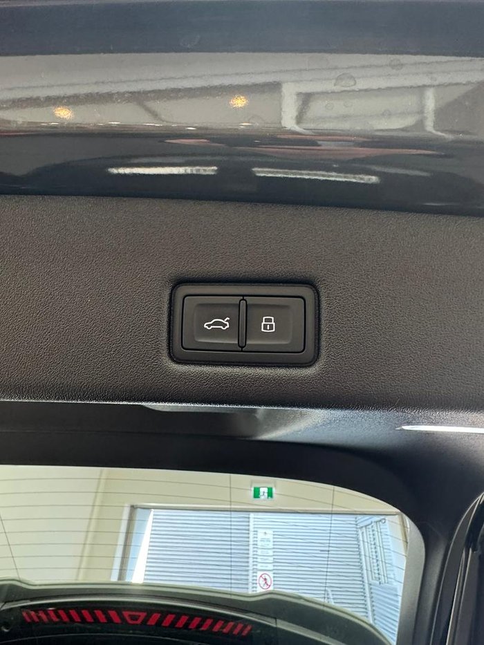 2025 Audi Q5 TFSI 150kW GU MY25 Tambora Grey