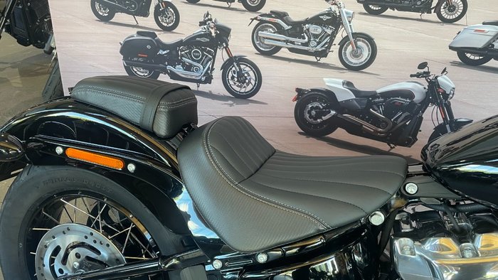 2025 Harley-davidson FXBB STREET BOB (117) Vivid Black