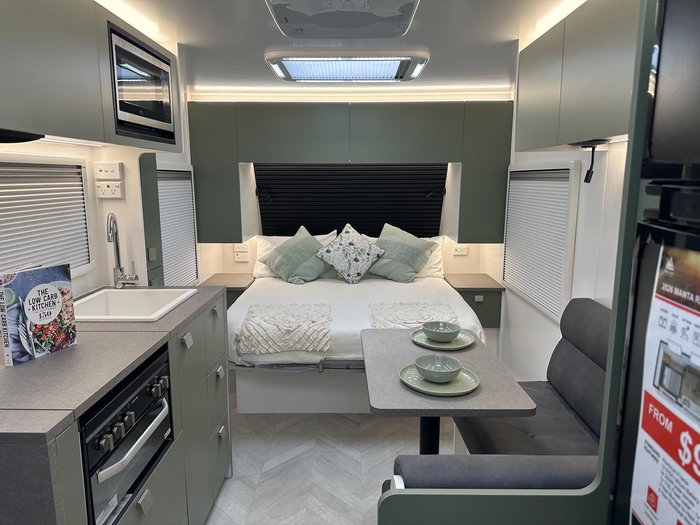 2025 New Age Caravans Manta Ray 16 Expedition My26