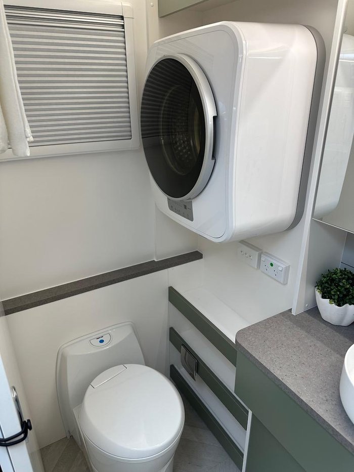 2025 New Age Caravans Manta Ray 16 Expedition My26