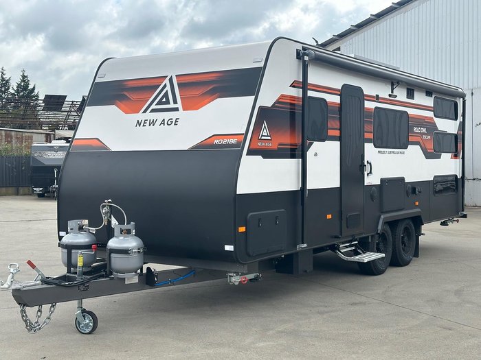 2025 New Age Caravans Roadowl 21 Ft Family My26