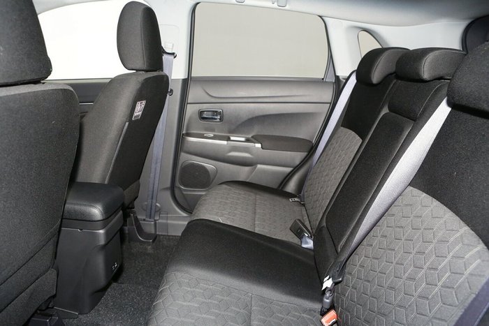 2024 Mitsubishi ASX LS